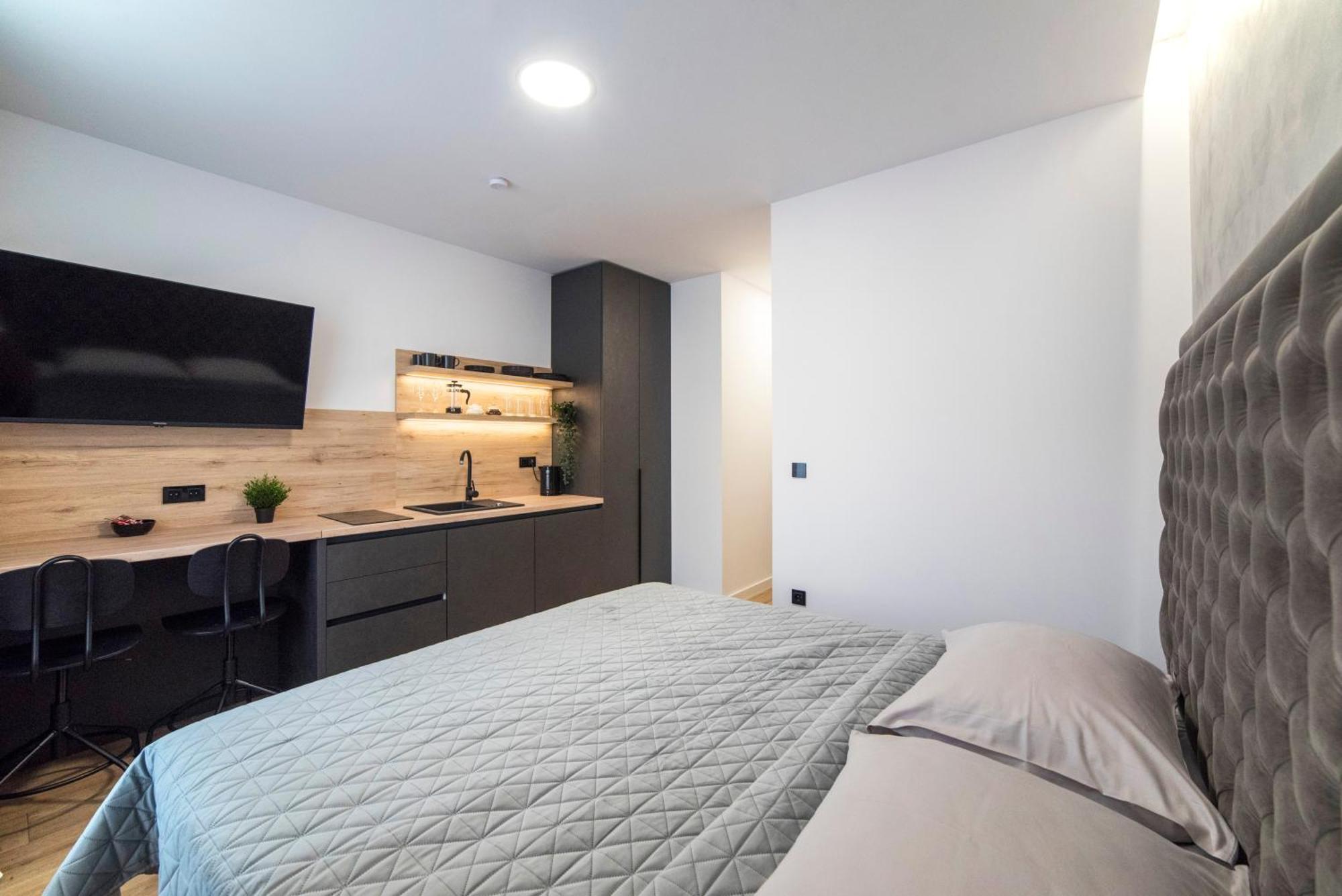 Liberty Apartments, 3Rd Floor, No Elevator Загреб Номер фото